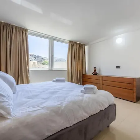 New Exquisite Close To The By Sf Homes Daire